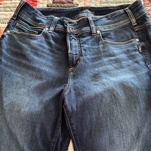 Silver Jeans Dark Blue Trouser Leg Women's Jeans